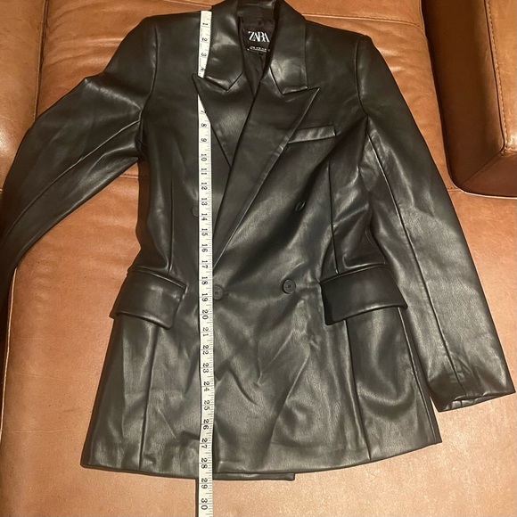 Zara Faux Leather Blazer - Picture 7 of 8